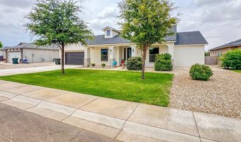 406 Plantation Ct, Carlsbad, NM 88220