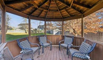 729 11th St SE, Altoona, IA 50009