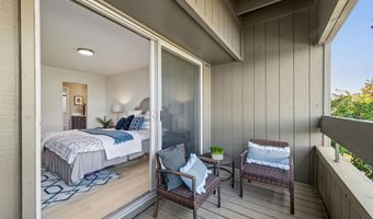 1026 Trellis Ln, Alameda, CA 94502