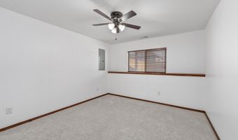 5334 N Rock Spring St, Bel Aire, KS 67226