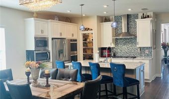 5721 SILVER SUN Dr, Apollo Beach, FL 33572