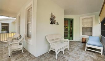 5508 GOLDEN ISLES Dr, Apollo Beach, FL 33572