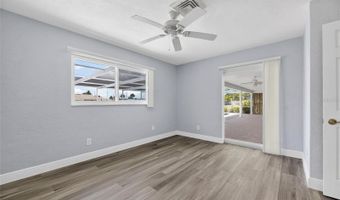 6305 COTTONWOOD Ln, Apollo Beach, FL 33572