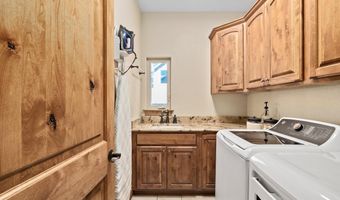7510 HAWTHORNE Dr, Cheyenne, WY 82009
