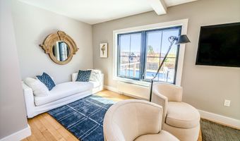 16 Cottage St, Belfast, ME 04915