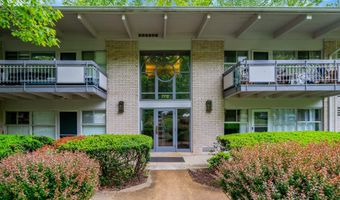 7717 DONNYBROOK Ct 103, Annandale, VA 22003