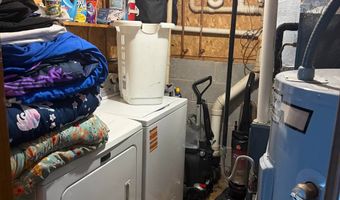 8115 Country View Dr, Ashland, KY 41102