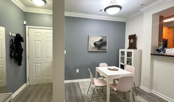 4870 EISENHOWER Ave 407, Alexandria, VA 22304
