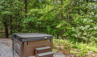 11 Richardson Trl, Campton, NH 03223