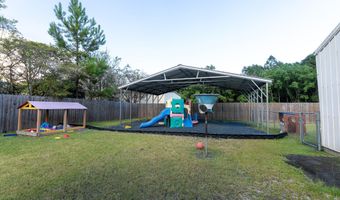 890 Vee St, Biloxi, MS 39532