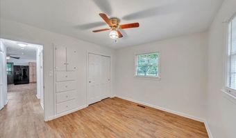 3104 Leggett Dr, Albany, GA 31721