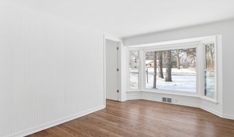 40541 N IL ROUTE 83, Antioch, IL 60002