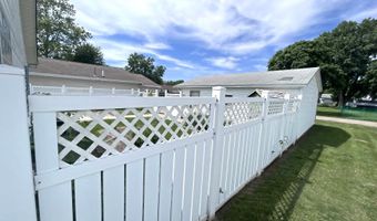117 W Wapello St, Agency, IA 52530