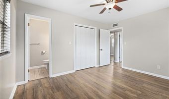1208 NE 3Rd St, Bentonville, AR 72712
