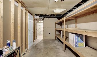 37 Maxwell Rd, Indianapolis, IN 46217