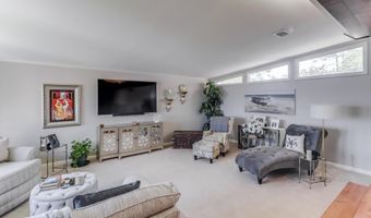 435 Christi Ln, Biloxi, MS 39531