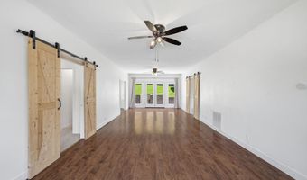 202 Walnut St, Anderson, MO 64831