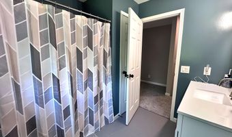 19 Royal St, Bennington, VT 05257