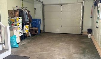 124 Zinnia Dr, Cranston, RI 02920