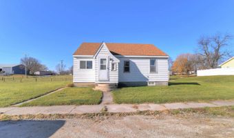 807 S 3rd St, Armstrong, IA 50514