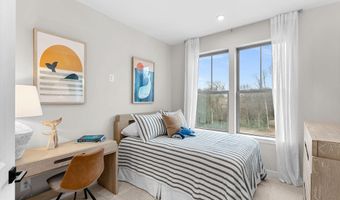 2460 MYSTIC MAROON Ter, Ashburn, VA 20147