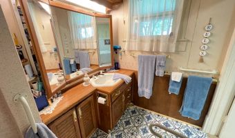 409 N Wilson St, Ainsworth, NE 69210