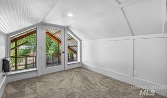 311 N School St, Cascade, ID 83611