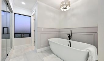 4367 Summit Dr, La Mesa, CA 91941