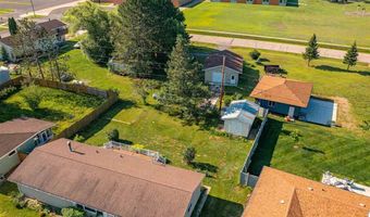 42 Locust Dr, Babbitt, MN 55706