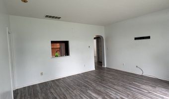 206 Meridian Gardens Ln, Indianapolis, IN 46217