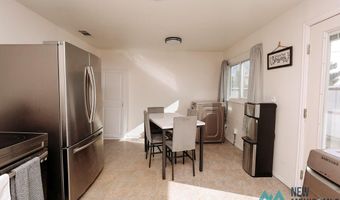 2407 Avenue B Sts, Carlsbad, NM 88220