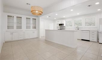 109 COURT St, Bay St. Louis, MS 39520