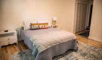 2052 Liberty Hts, Ann Arbor, MI 48103