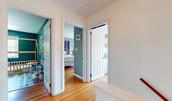5 Crawford Dr, Bath, ME 04530