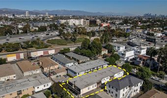2615 Chariton St, Los Angeles, CA 90034