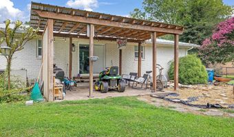 102 W Sims Ave, Albertville, AL 35950