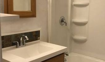 17 N Lake Ave, Albany, NY 12203