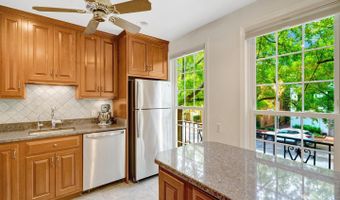 117 PRINCESS St, Alexandria, VA 22314