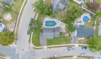 41 Deck St, Barnegat, NJ 08005