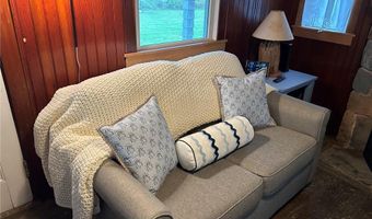 24 Point Meadows Rd, Little Compton, RI 02837