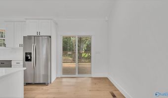 1392 Locust Dr, Arab, AL 35016