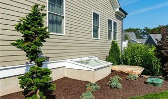 25 Wescott Way 80, Coventry, RI 02816