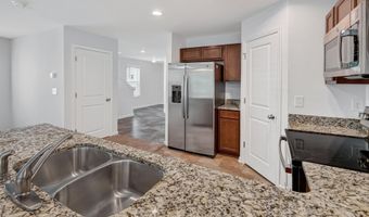 648 Millsgate Cir, Boiling Springs, SC 29316