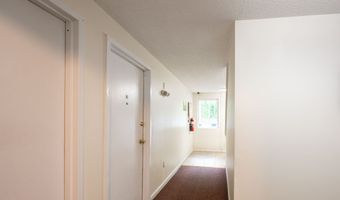 14 Newtown Rd B9, Danbury, CT 06810
