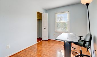 4472 RUGGLES Ct, Annandale, VA 22003