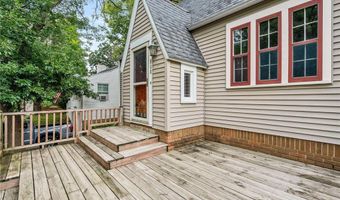 808 John Farry Pl, Albert Lea, MN 56007