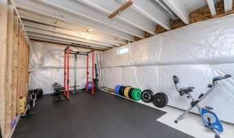 15 Half Hitch Rd, Barnegat, NJ 08005