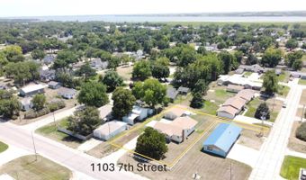 1103 7th St, Alma, NE 68920