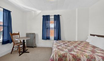 201 N Main St, Alma, WI 54610