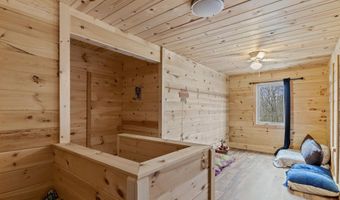 4978 S 11th Rd, Aldrich, MO 65601